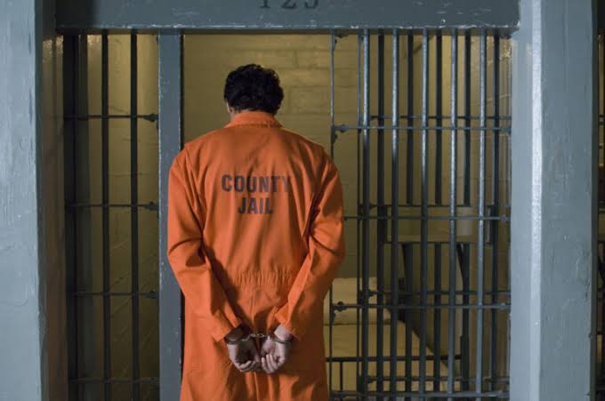 Failure to Report Crash Damage Can Mean Jail