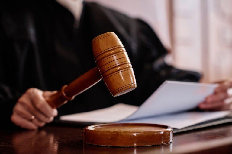 What If a Judge Makes a Divorce Mistake?